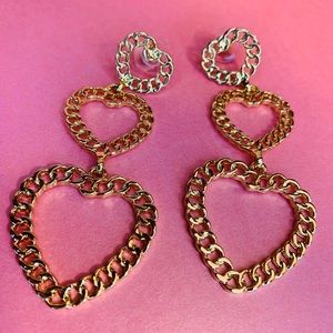 Chain heart shaped earrings